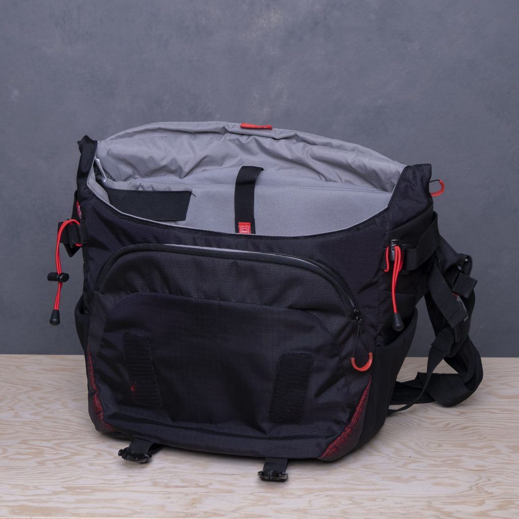 Review: Manfrotto Shoulder Bag 30 - The Phoblographer