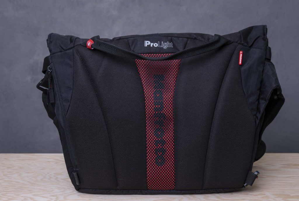 Review: Manfrotto Shoulder Bag 30 - The Phoblographer